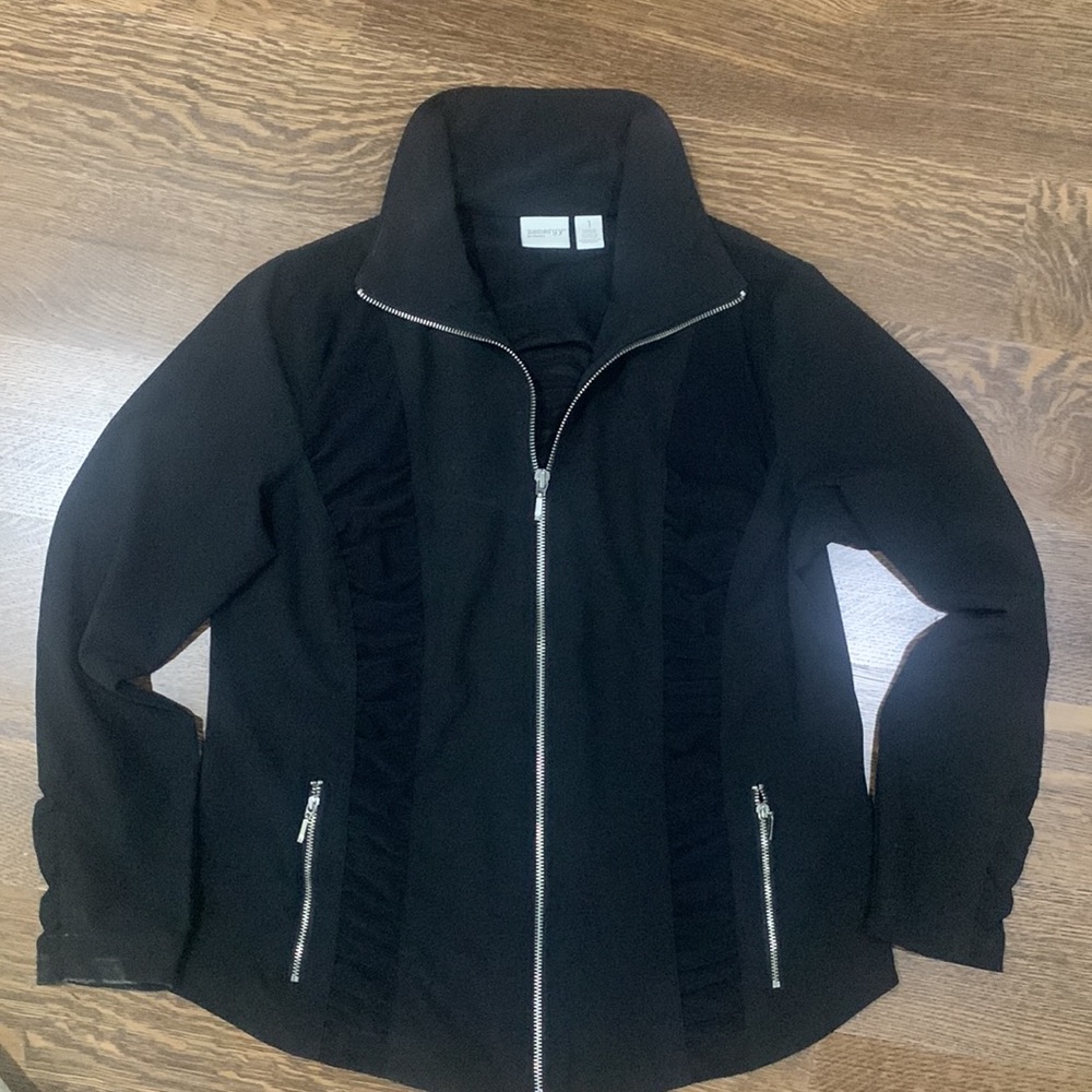 Chicos Zenergy size one sporty jacket